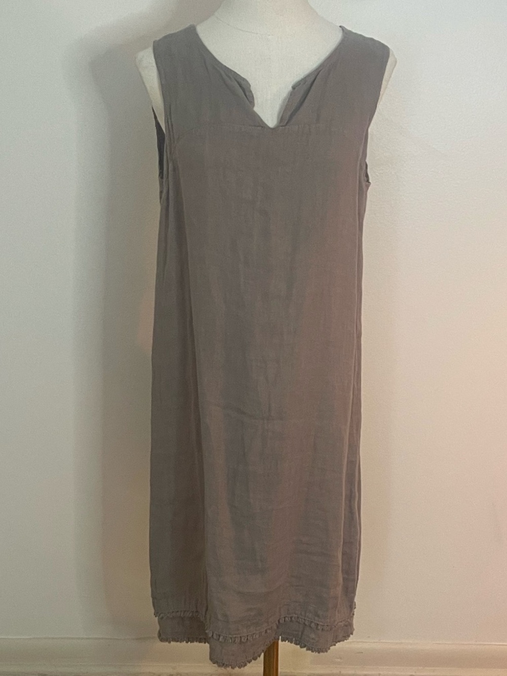 Lina Tomei Italy 100% Linen Sleeveless Midi Dress Fringed Hem Taupe in Small